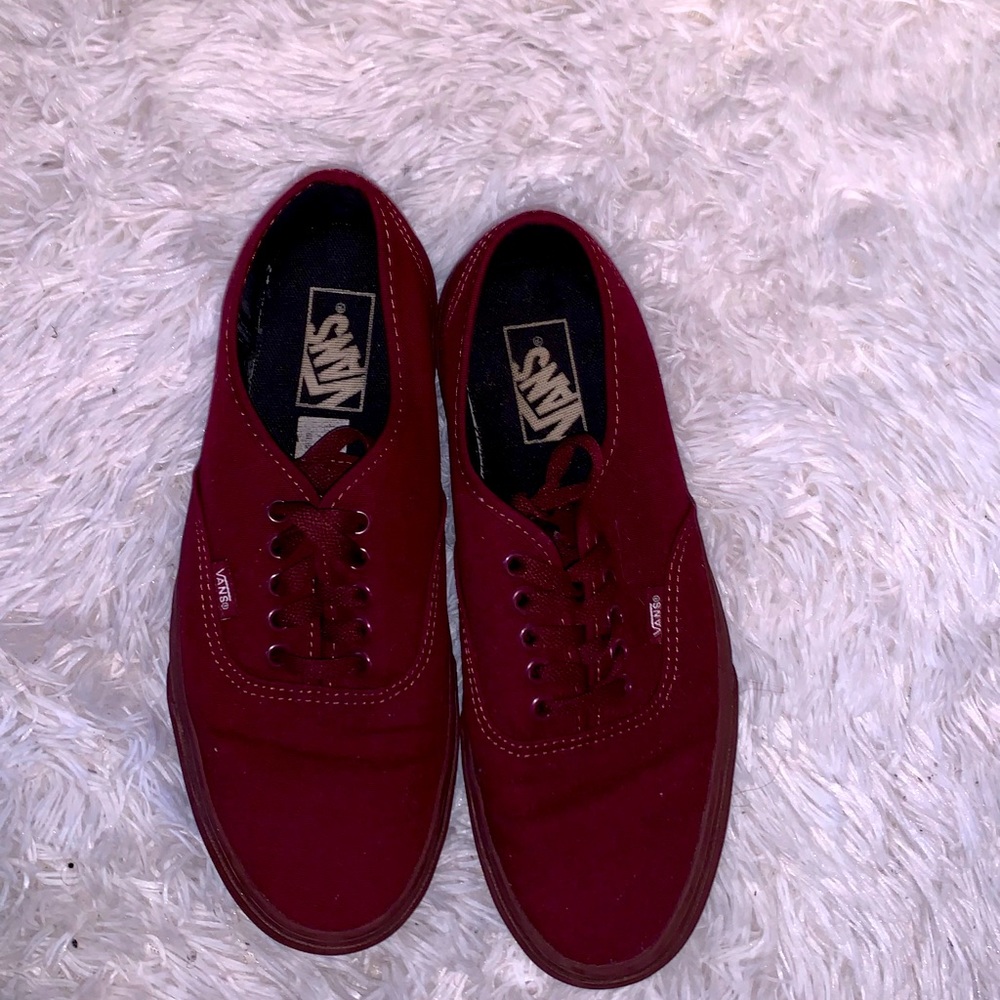 Porte Royale / Black Vans